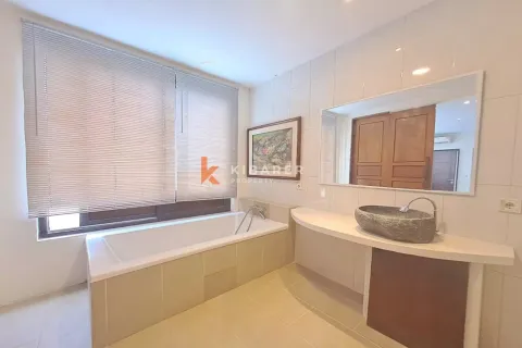 5 bedrooms Villa in Kerobokan, Badung, Bali (13191) 25