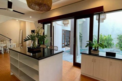 3 bedrooms Villa in Seminyak, Badung, (9971) 30
