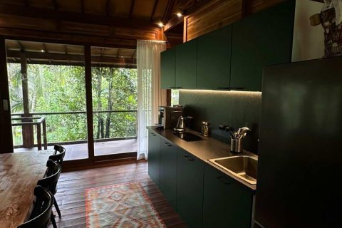 Вилла с 4 спальнями в Табанан,  (9972) 5