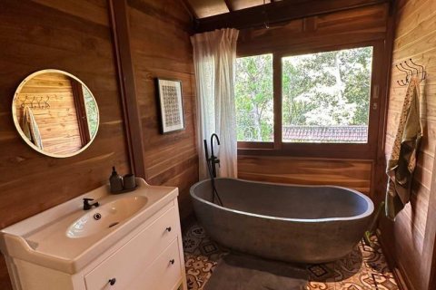 Вилла с 4 спальнями в Табанан,  (9972) 22