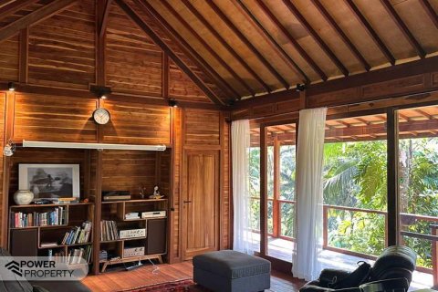 Вилла с 4 спальнями в Табанан,  (9972) 14