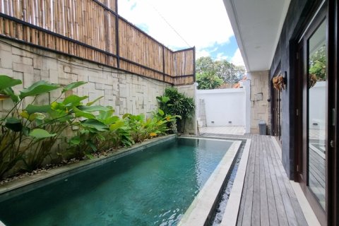 3 bedrooms Villa in Kerobokan, Badung,  (9352) 12