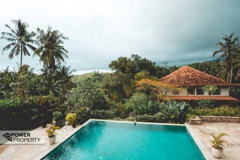 Вилла с 4 спальнями в Табанан,  (8452) 8