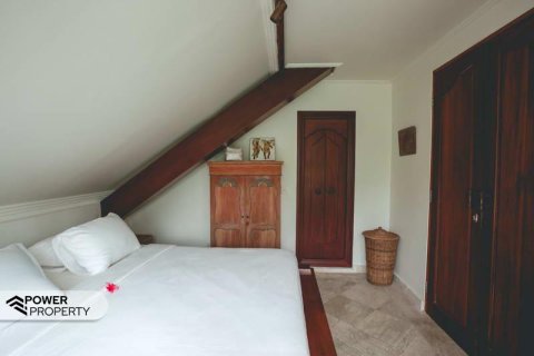 Вилла с 4 спальнями в Табанан,  (8452) 19