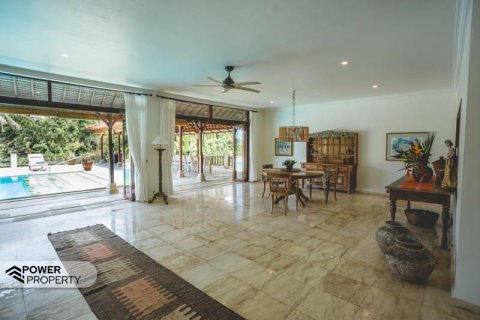 Вилла с 7 спальнями в Табанан,  (8453) 25