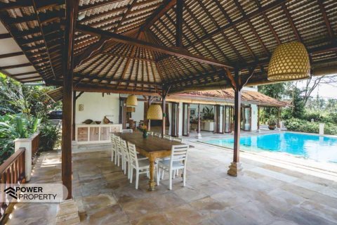 Вилла с 7 спальнями в Табанан,  (8453) 23