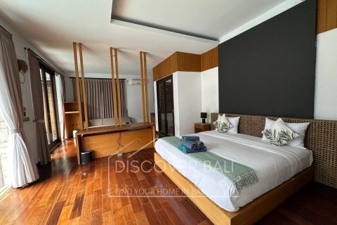 5 bedrooms Villa in Nusa Dua, Badung, Bali (14918)