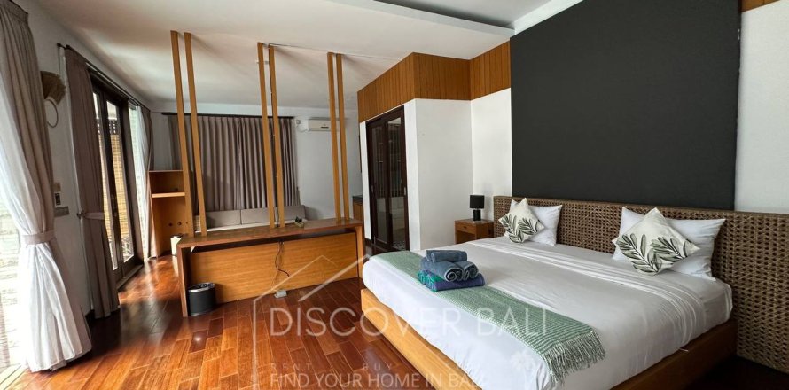 5 bedrooms Villa in Nusa Dua, Badung, Bali (14918)