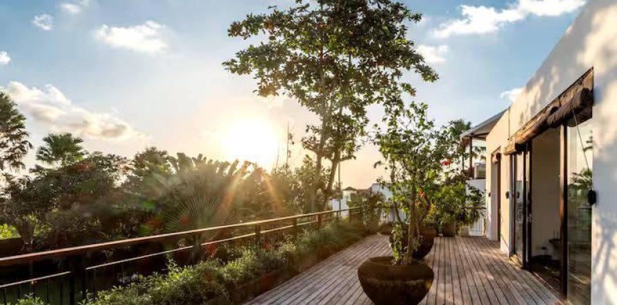 5 bedrooms Villa in Canggu, Badung, Bali (15318)