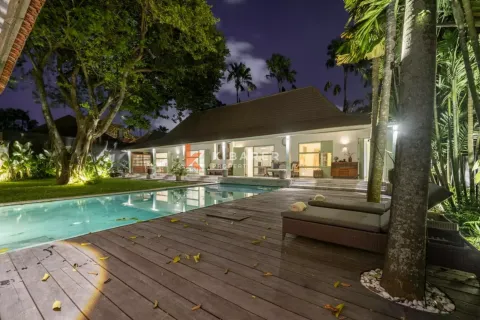 4 bedrooms Villa in Badung, Bali (13816) 5