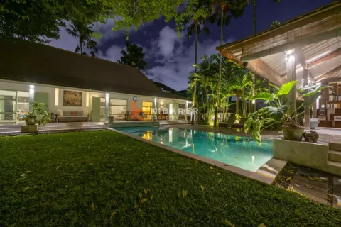 4 bedrooms Villa in Badung, Bali (13816) 10