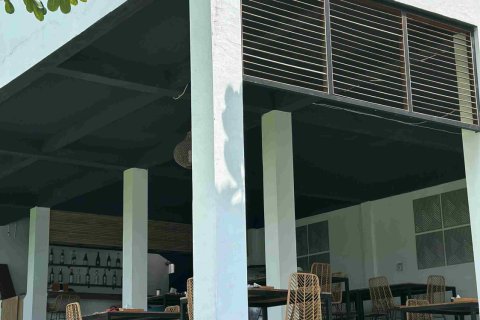 Вилла с 16 спальнями в Карангасем,  (9410) 3