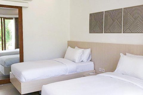 Вилла с 16 спальнями в Карангасем,  (9410) 4