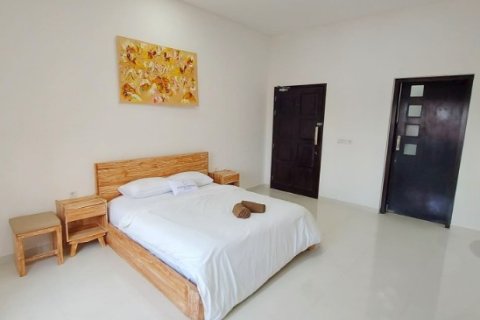 Коммерческая недвижимость с 8 спальнями в Денпасар,  (9405) 6