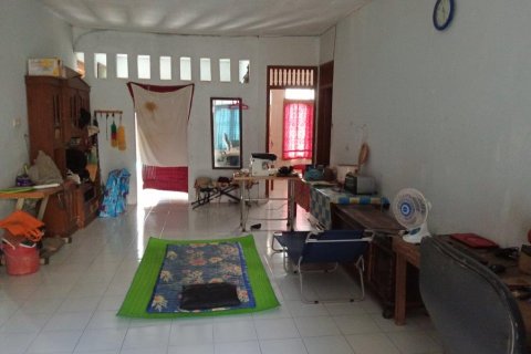 Дом с 4 спальнями в Джимбаран, Бадунг,  (9407) 6