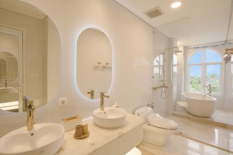 Вилла с 4 спальнями в Цемаги, Менгви, Бадунг,  (9404) 14