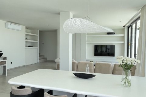 3 bedrooms Villa in Kerobokan, Badung, Bali (15631) 24