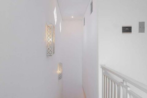 Вилла с 3 спальнями в Переренан, Менгви, Бадунг,  (9977) 17