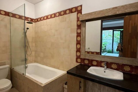 Вилла с 3 спальнями в Переренан, Менгви, Бадунг,  (9977) 7