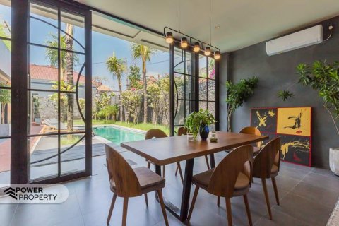 Вилла с 3 спальнями в Южная Кута, Бадунг, Бали (9976) 29