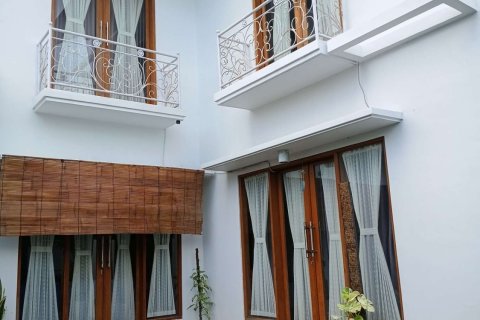 Вилла с 3 спальнями в Убуд, Гианьяр,  (9982)