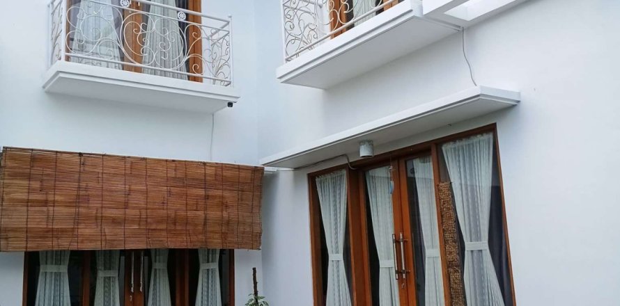 Вилла с 3 спальнями в Убуд, Гианьяр, (9982)