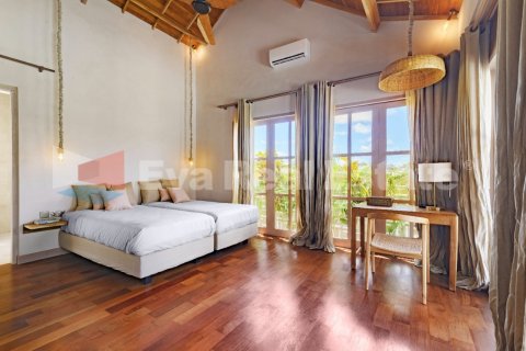 3 bedrooms Villa in Tibubeneng, Badung, Bali (2384) 11