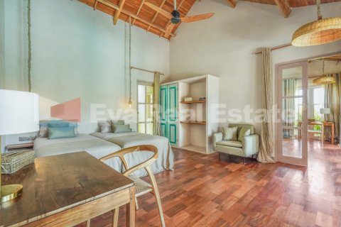 3 bedrooms Villa in Tibubeneng, Badung, Bali (2384) 9