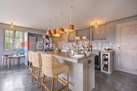 3 bedrooms Villa in Tibubeneng, Badung, Bali (2384) 6