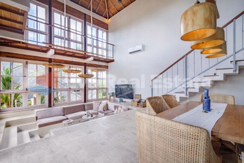 3 bedrooms Villa in Tibubeneng, Badung, Bali (2384) 8
