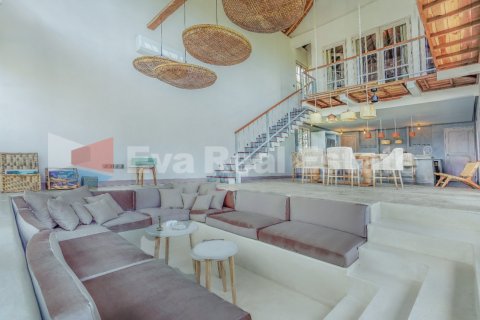 3 bedrooms Villa in Tibubeneng, Badung, Bali (2384) 4
