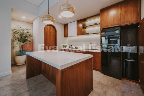 4 bedrooms Villa in Tibubeneng, Badung, Bali (2385) 13