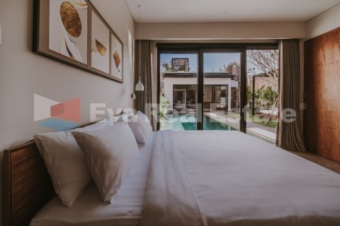 4 bedrooms Villa in Tibubeneng, Badung, Bali (2385) 18