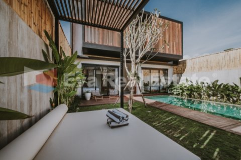 4 bedrooms Villa in Tibubeneng, Badung, Bali (2385) 2