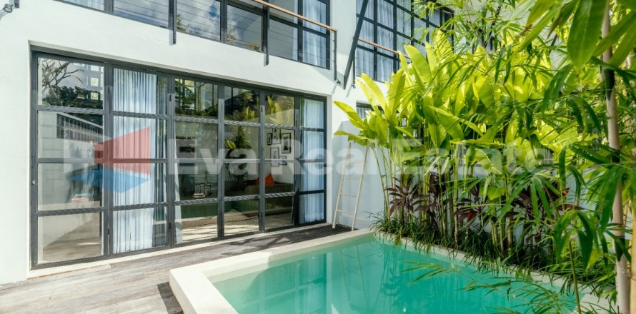 1 bedroom Villa in Tibubeneng, Badung, Bali (2381)