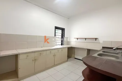 Вилла с 4 спальнями в Керобокан, Бадунг, Бали (12593) 14