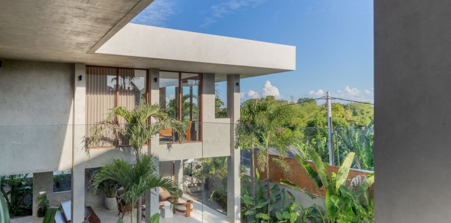 3 bedrooms House in Pererenan, Mengwi, Badung, Bali (15796)