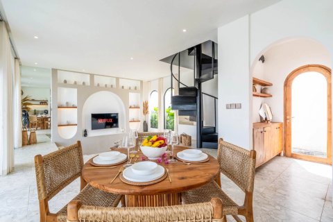 2 bedrooms Villa in Mengwi, Badung, Bali (14544) 3
