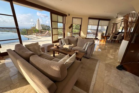 4 bedrooms Villa in Pecatu, Badung, Bali (15112) 3