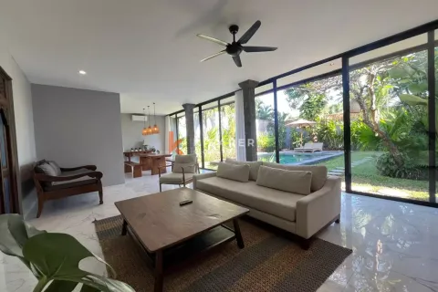 3 bedrooms Villa in Badung, Bali (12459) 8