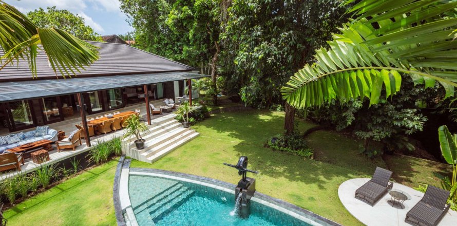 4 bedrooms Villa in Kerobokan, Badung, Bali (15814)