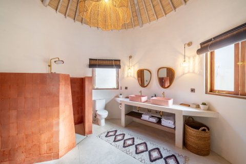 6 bedrooms Bungalow in Seminyak, Badung, Bali (15812) 14