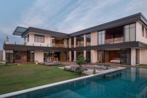 5 bedrooms Villa in Kerobokan, Badung, Bali (15815)