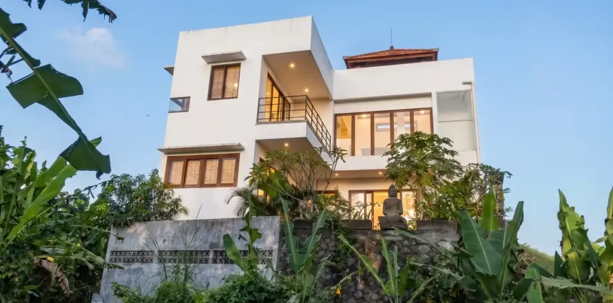 4 bedrooms Villa in Buduk, Mengwi, Badung, Bali (14655)