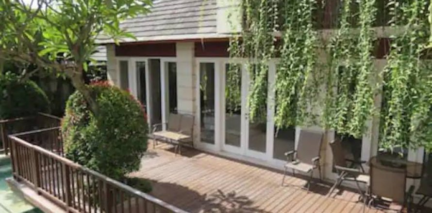 4 bedrooms Villa in Canggu, Badung, Bali (15230)
