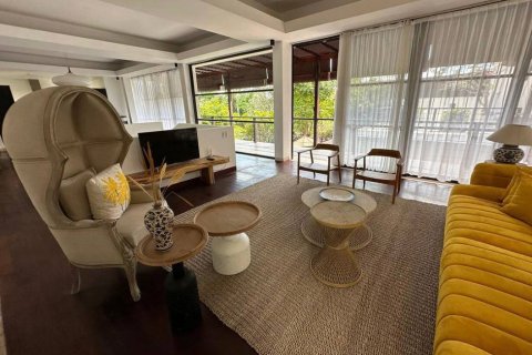 4 bedrooms Villa in Jimbaran, Badung, Bali (14868) 8