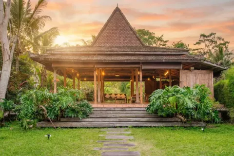 4 bedrooms Villa in Ubud, Gianyar, Bali (11102)