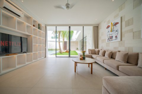 Вилла с 4 спальнями в Чангу, Бадунг,  (10059) 9