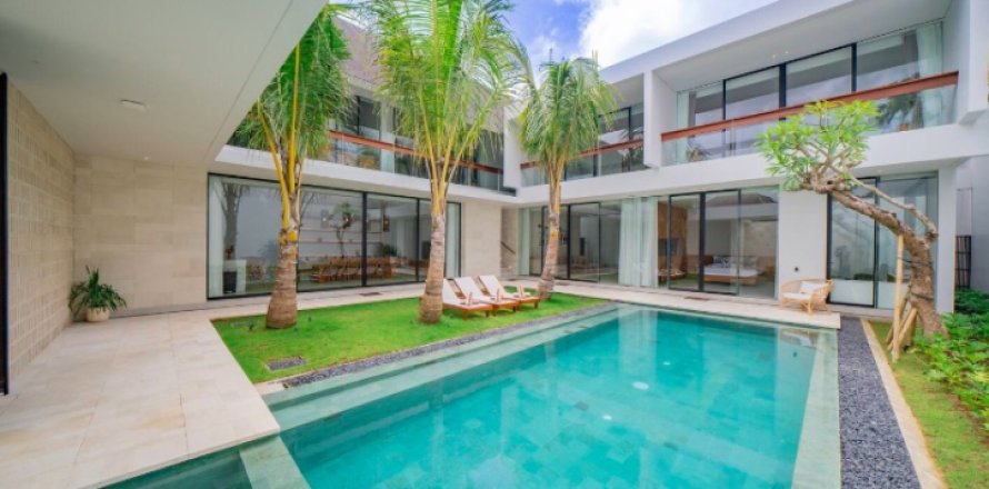 Вилла с 4 спальнями в Чангу, Бадунг,  (10059)