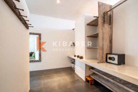 Вилла с 3 спальнями в Керобокан, Бадунг, Бали (12472) 16